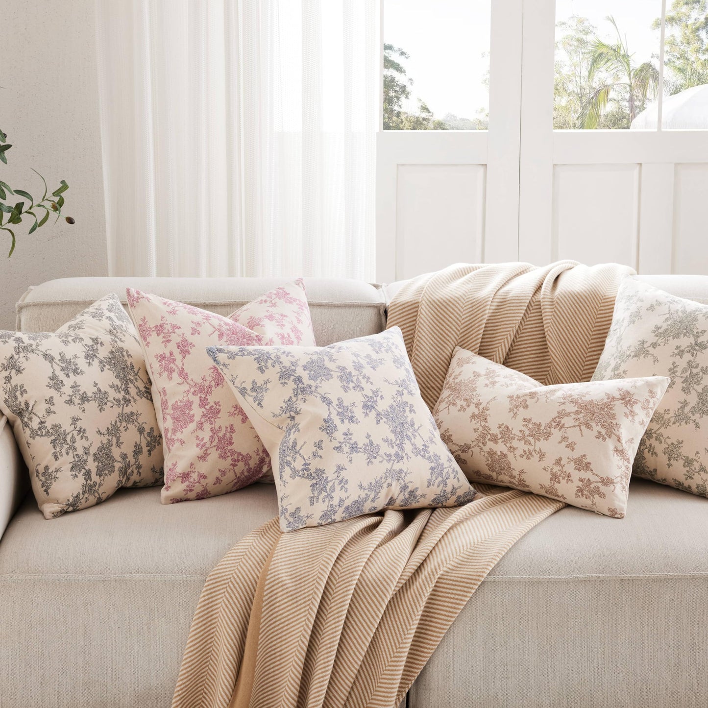 YZJZEDS 100% Cotton French Pastoral Throw Pillow Covers Set of 2, 18x18 Inch Blue Farmhouse Decorative Cushion Covers for Sofa Bed Living Room Home Decor