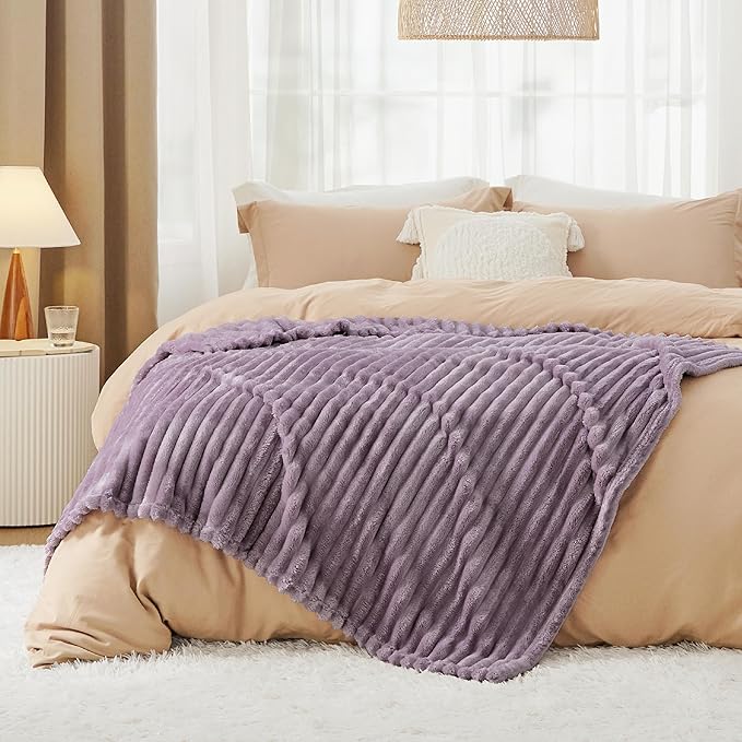 Bedsure GentleSoft Light Purple Fleece Blanket for Couch - Cozy Soft Blankets for Women, Cute Small Throws for Girls, 50x70 Inches