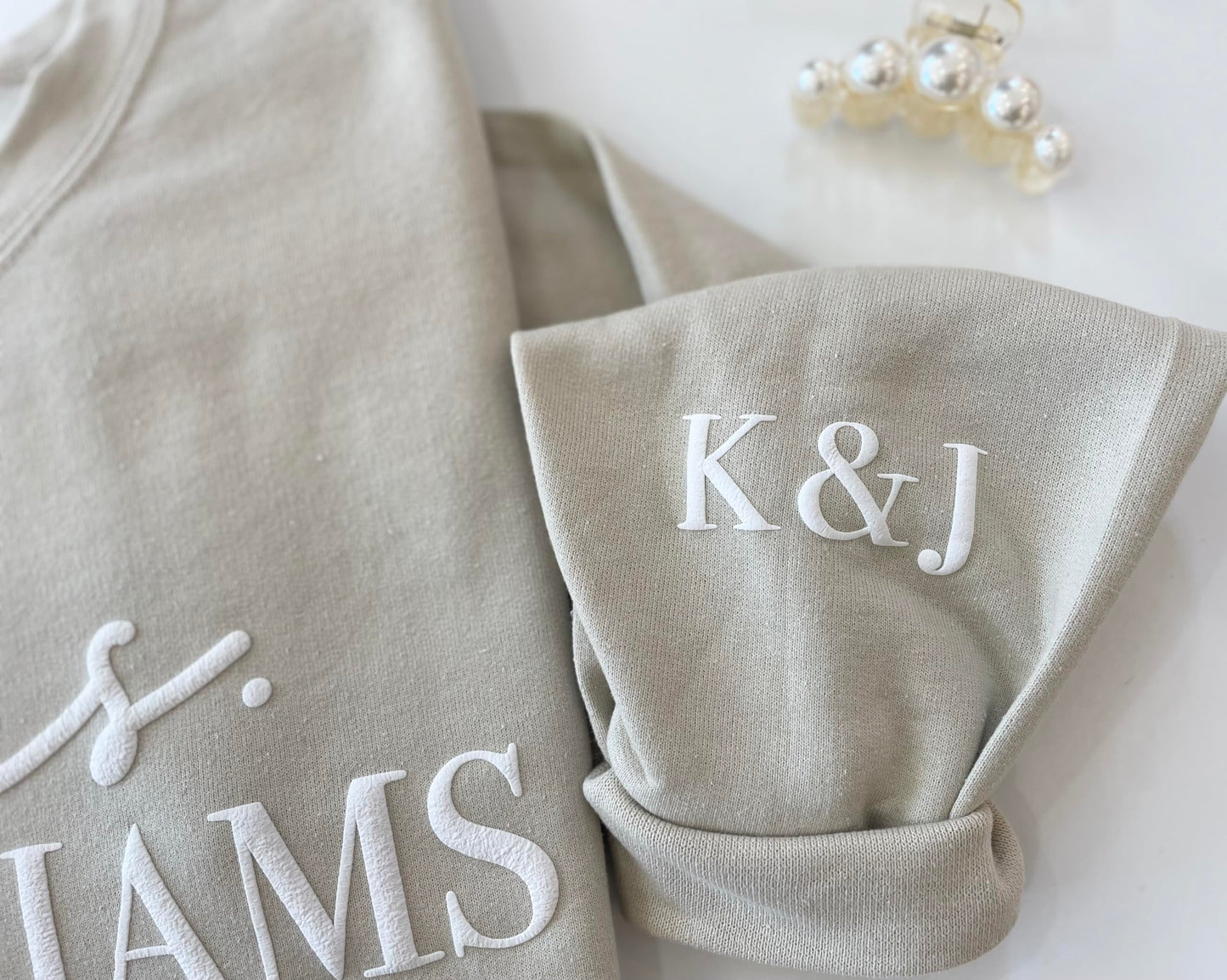 Up2ournecksinfabric - Bride Sweatshirt - Mrs Sweater - Honeymoon Outfit - Wedding Gift - Bride Crewneck - Miss to Mrs