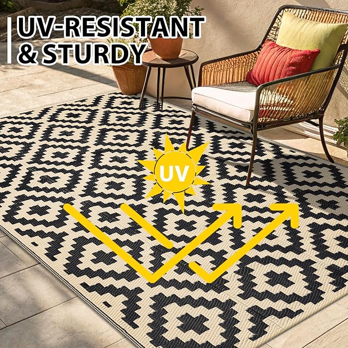 Smiry Waterproof Outdoor Rug 4x6 ft, Reversible Plastic Straw Patio Camping Rugs, Outdoor Indoor RV Mat Carpet for Patio, Outside Entry, Backyard, Deck, Bench, Picnic, Camper, Black & Beige