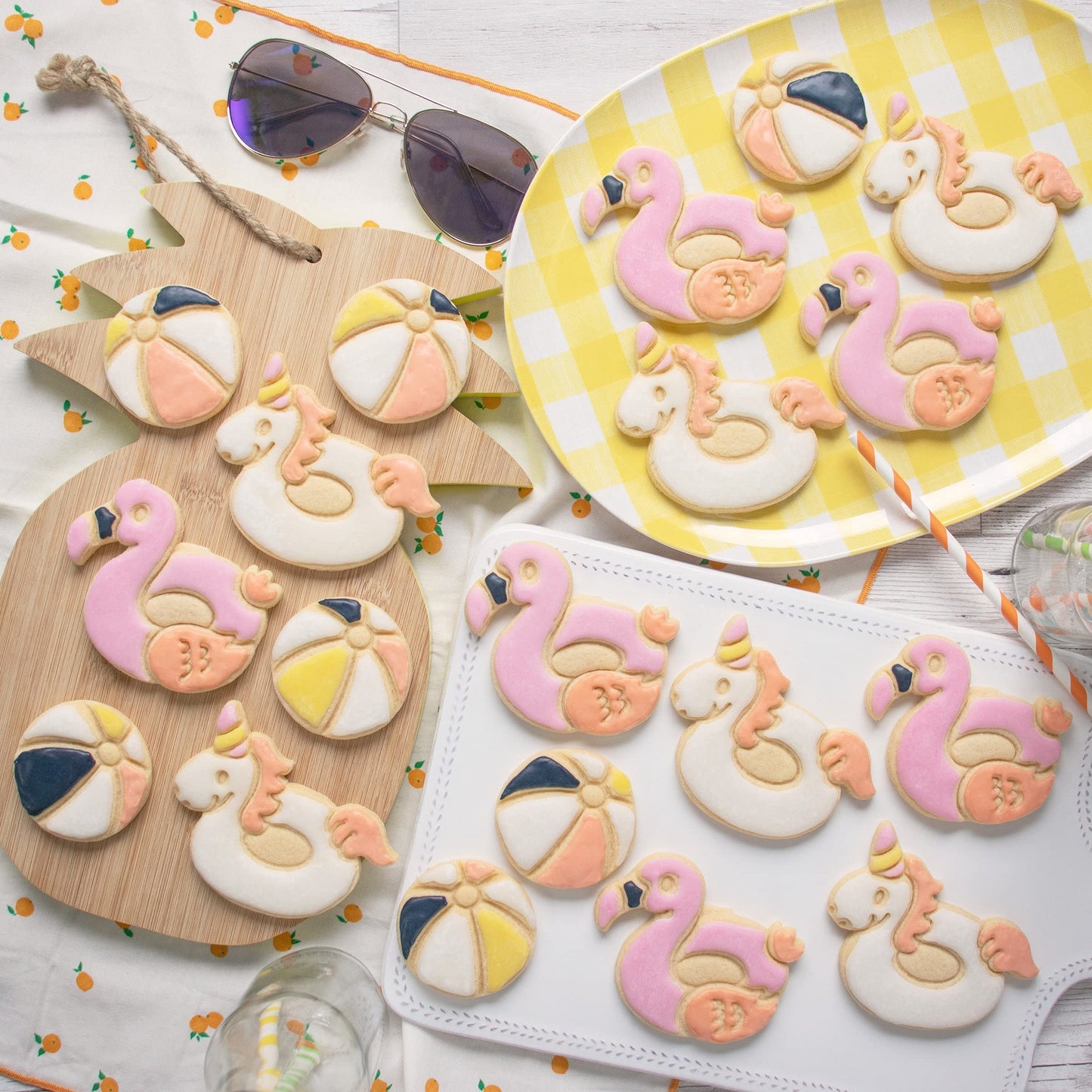 Set of 3 Pool Party cookie cutters (Designs: Beach Ball, Flamingo Float, and Unicorn Float), 3 pieces - Bakerlogy