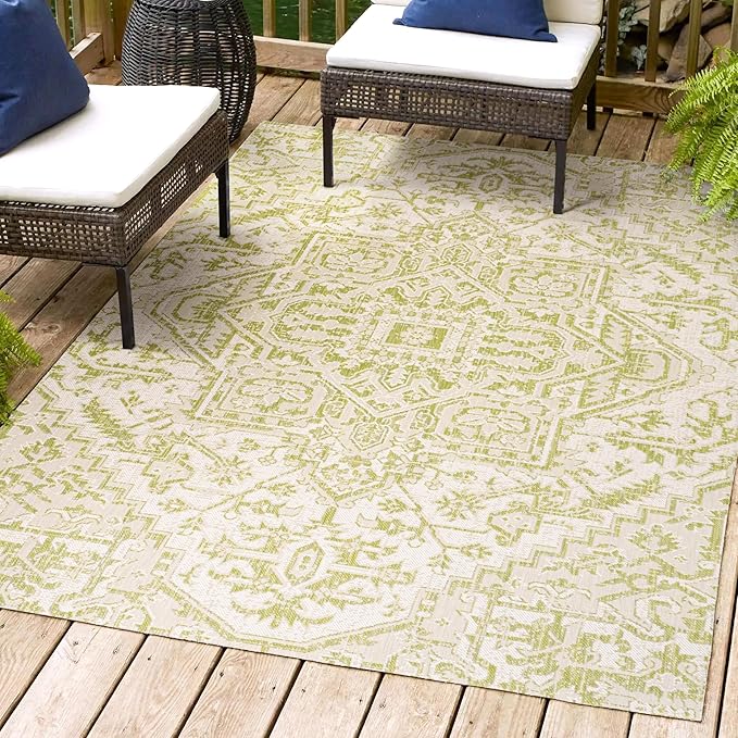 JONATHAN Y SMB105E-4 Estrella Bohemian Medallion Textured Weave Indoor Outdoor Area Rug, Coastal,Traditional,Transitional Easy Clean,Bedroom,Kitchen,Backyard,Patio, Non-Shed, Cream/Green, 4 X 6
