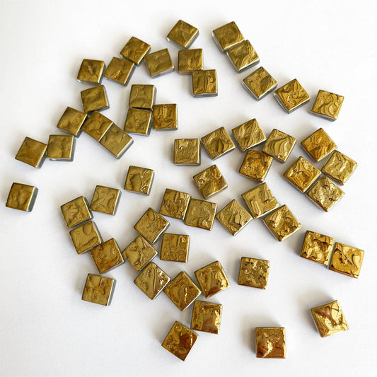 NUO RUI 100 Pcs Gold Mirror Mosaic Tiles, Mini Square Mirrors for Arts Crafts Projects (Gold)