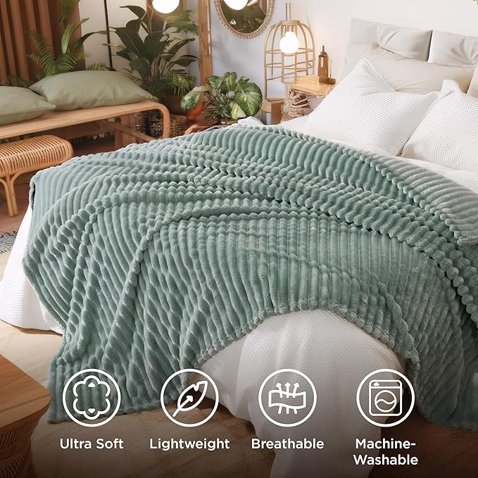 Bedsure GentleSoft Sage Green California King Size Blanket for Bed - Cozy Soft Blankets for Women, Cute Large Throws for Girls, 102x96 Inches