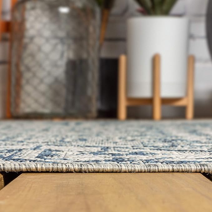 JONATHAN Y SMB105B-5SQ Estrella Bohemian Medallion Textured Weave Indoor Outdoor Area-Rug Coastal Bohemian Rustic Glam Easy-Cleaning Bedroom Kitchen Backyard Patio Non Shedding, 5' Square, Navy/Gray