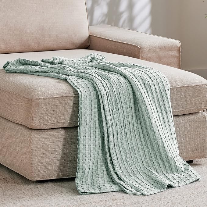 Bedsure Cooling Cotton Waffle Weave Blanket - Lightweight Breathable Blanket of Rayon Derived from Bamboo for Hot Sleepers, Luxury Throws for Bed, Couch and Sofa, Mint Green, 50x70 Inches