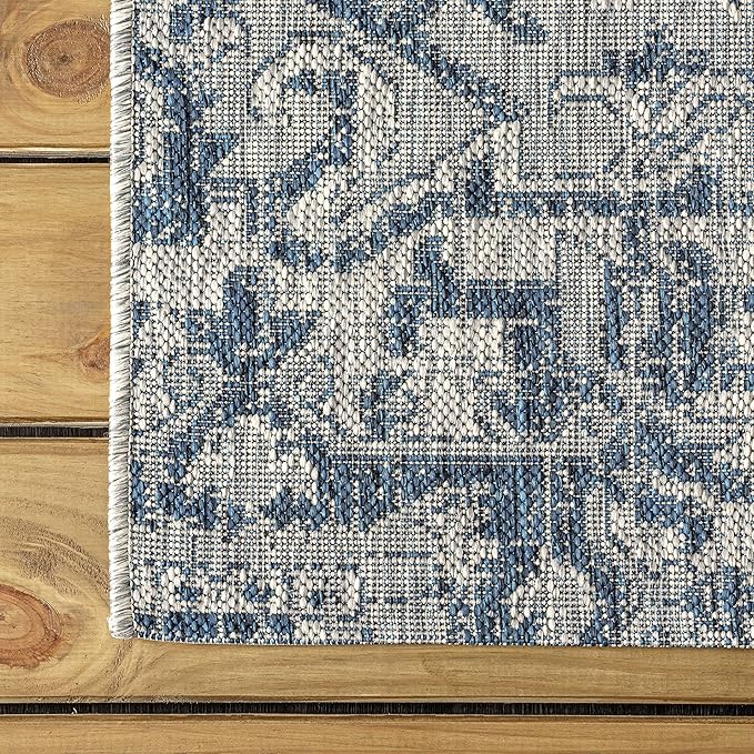 JONATHAN Y SMB105B-5R Estrella Bohemian Medallion Textured Weave Indoor Outdoor Area Rug, Coastal,Traditional,Transitional Easy Clean,Bedroom,Kitchen,Backyard,Patio, Non-Shed, Navy/Gray, 5' Round
